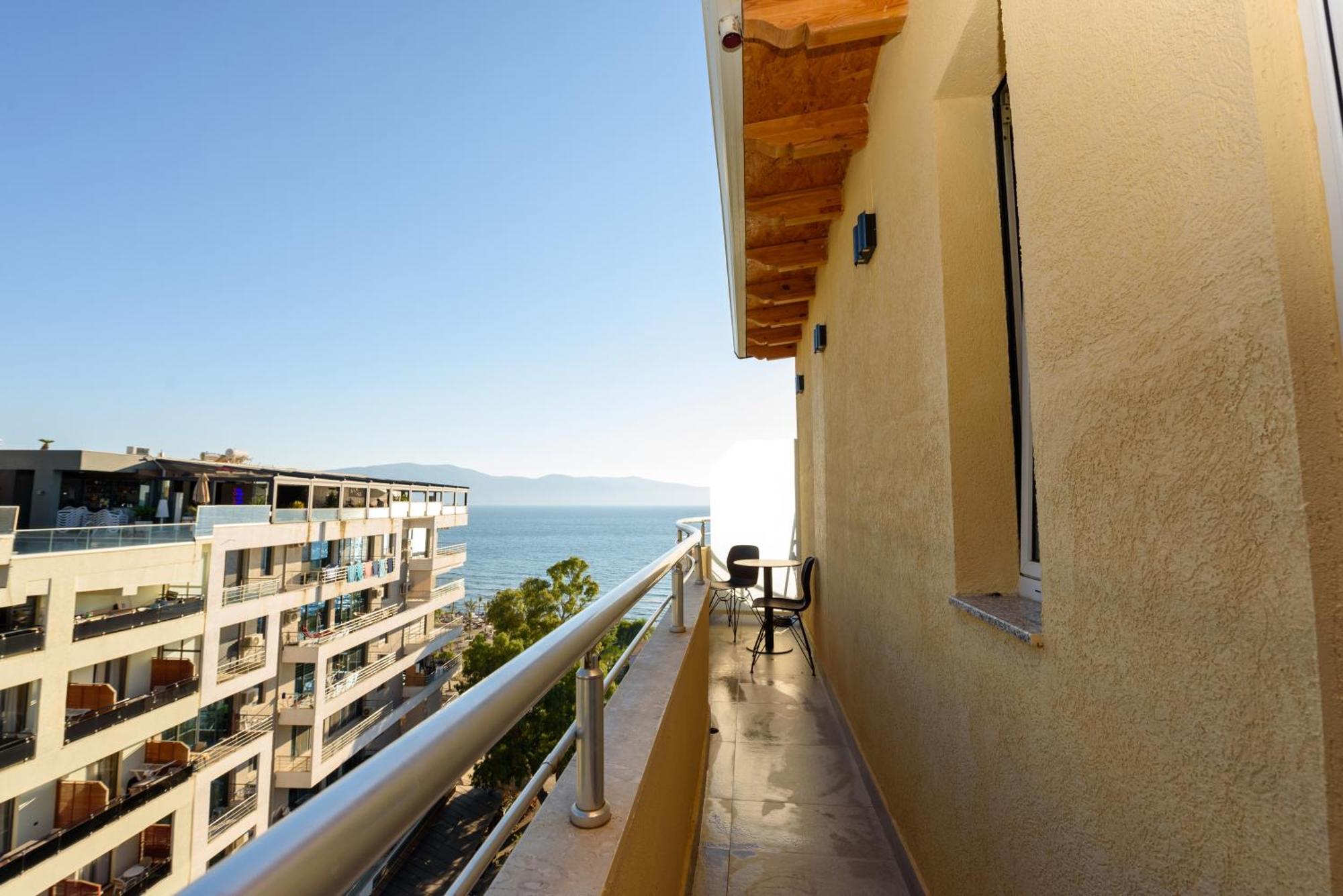 Alojamento de Acomodação e Pequeno-almoço Suits Vlorë