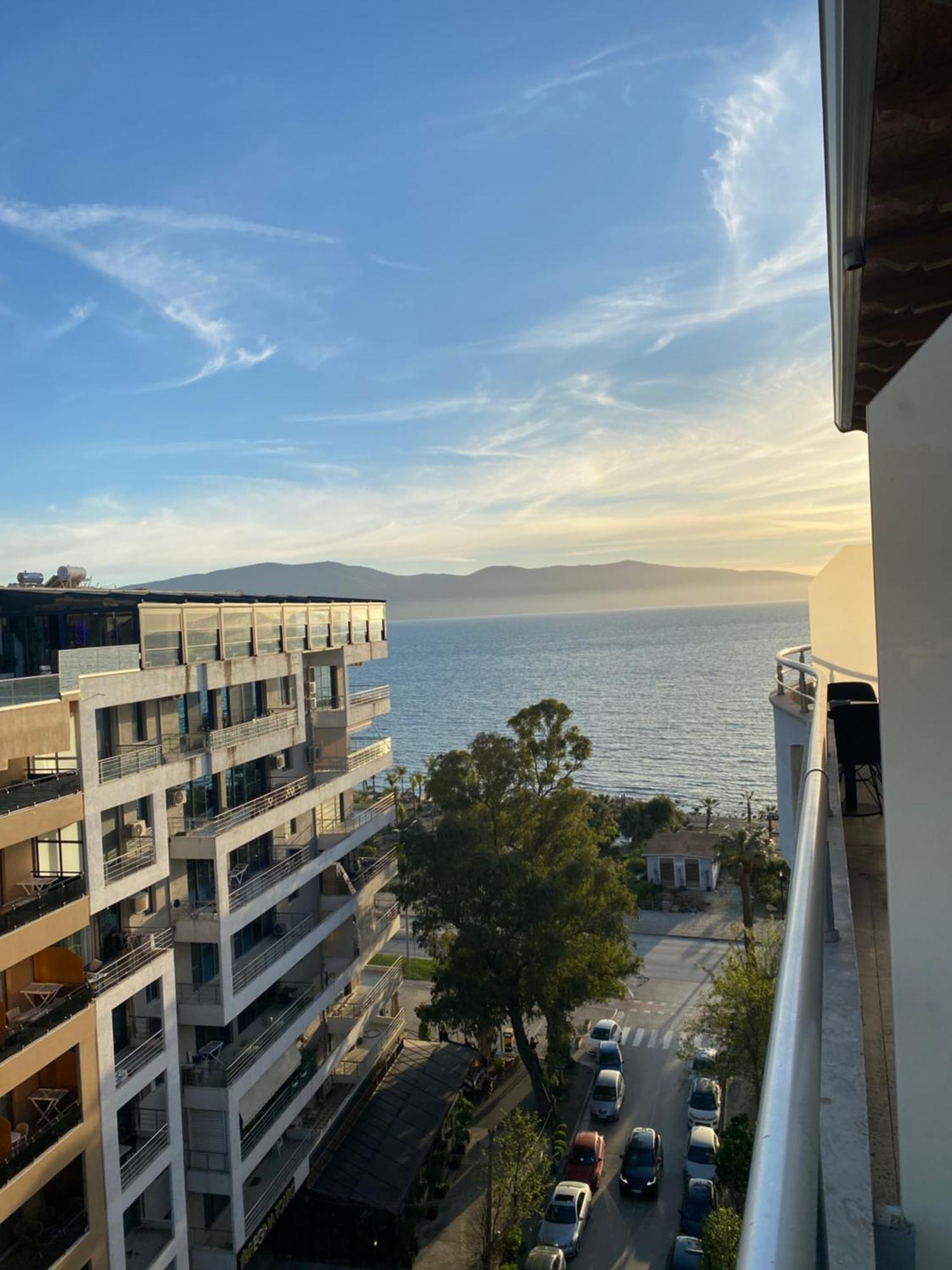 Suits Vlorë